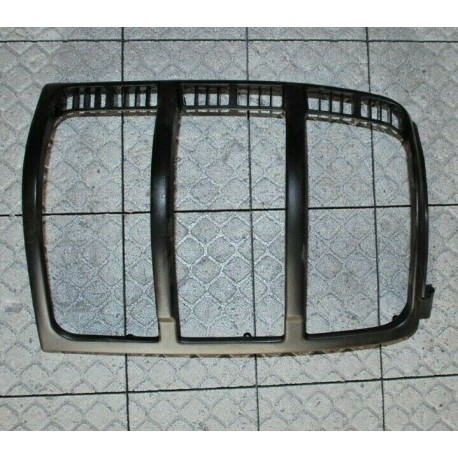 MB683995 CORNICE FANALE POSTERIORE NUOVO ORIGINALE MITSUBISHI PAJERO 