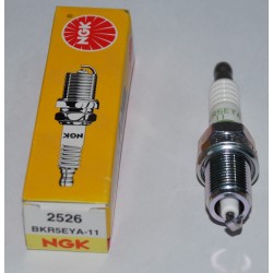 CANDELA NGK BKR5EYA-11 STOCK 2526 (4 PZ) PER TOYOTA YARIS 99-05 RAV 4 II 99-07